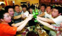 柳州酒吧事件吃瓜群众,吃瓜群众视角下的真相揭秘