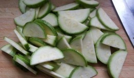 吃葫芦瓜一天吃几个,一天几个最适宜？